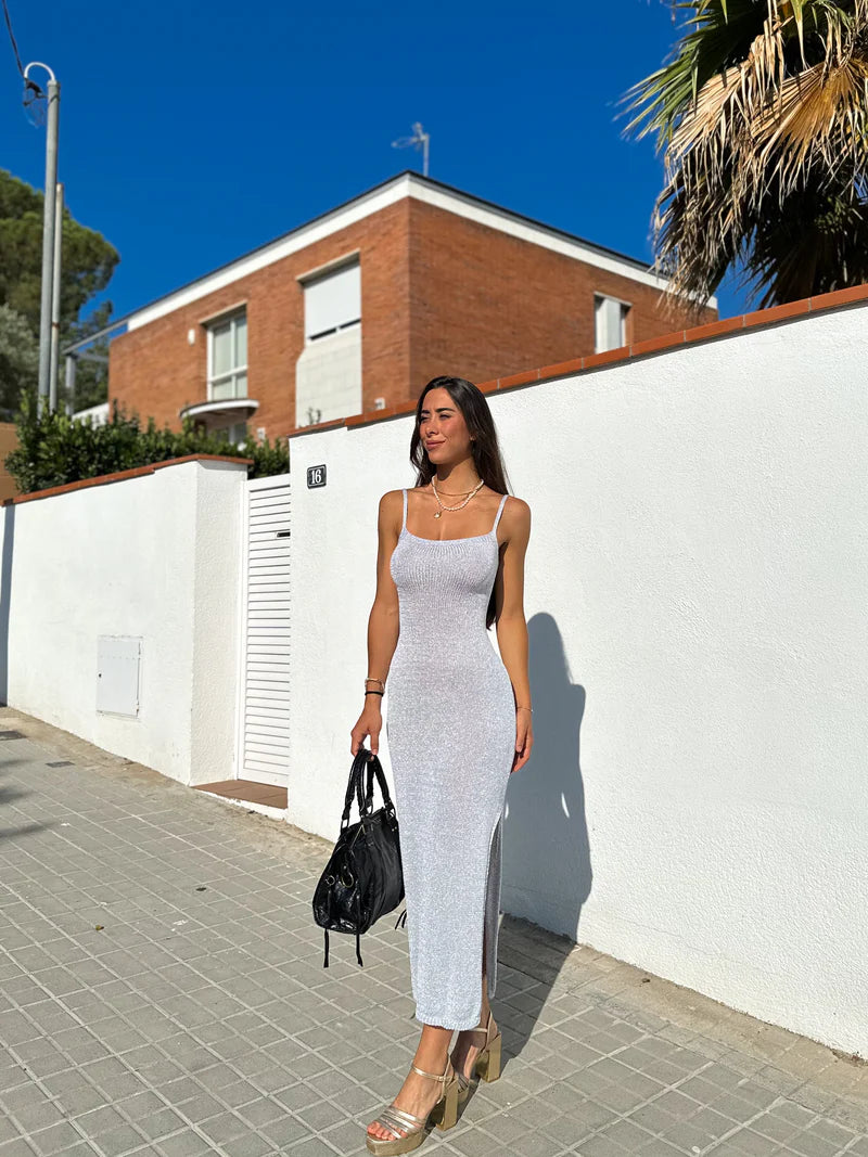 <em><strong>Emma T.</strong></em>